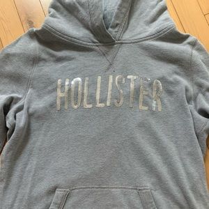 Women’s Large (more so Medium) Hollister Hoodie